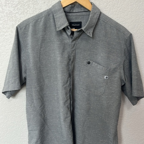 Marmot Men's Casual Button Down Shirt Short Sleeve Gray size Medium - Picture 3 of 13